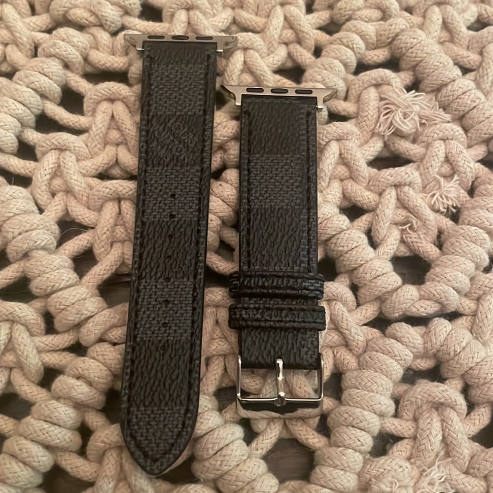 **SALE** Apple Watch Strap Band black Damier 42/44/45